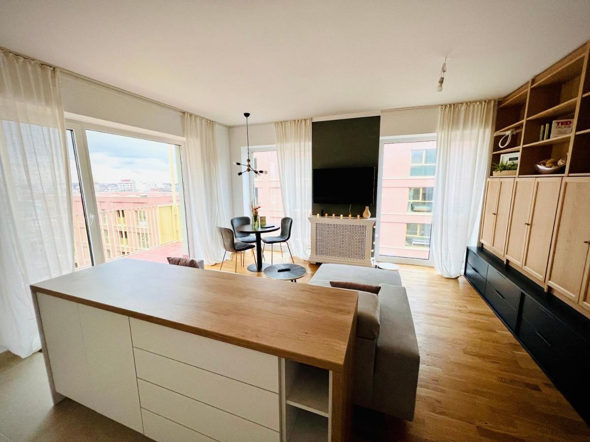 Exquisite - Two Bedroom Appartamento Bucarest